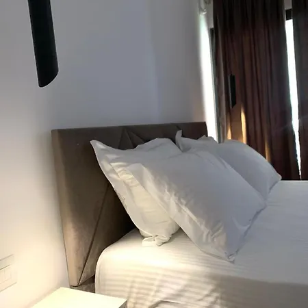 Kekezis Gæstehus 3*