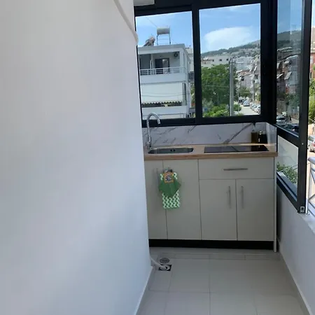 Kekezis Gæstehus Sarandë