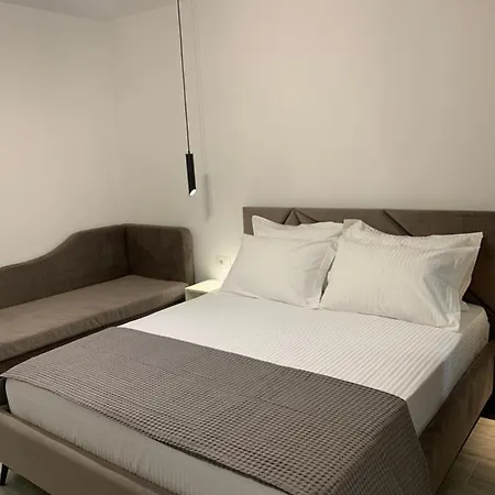 Gæstehus Kekezis Sarandë